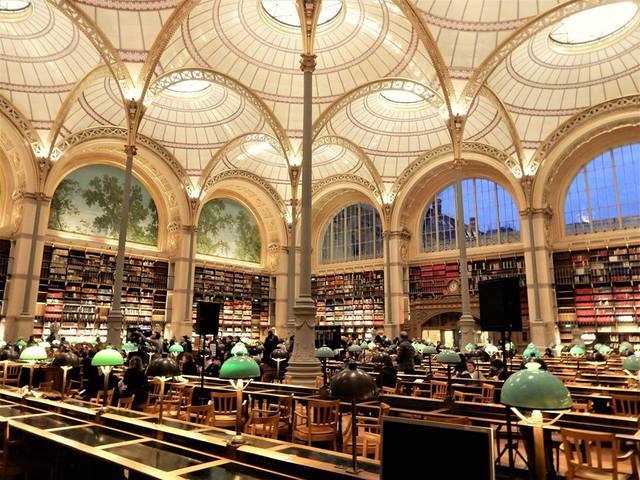 Se crea la Biblioteca Nacional de Francia