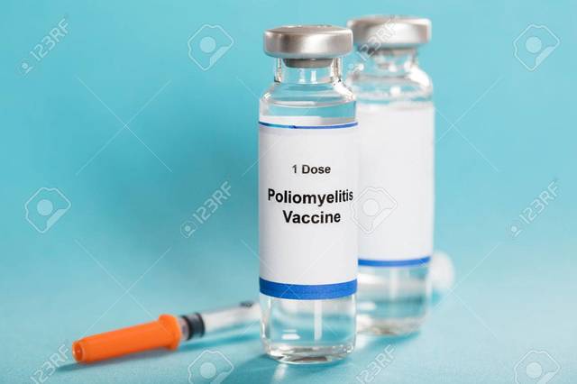 Se aprueba la vacuna antipoliomielítica oral