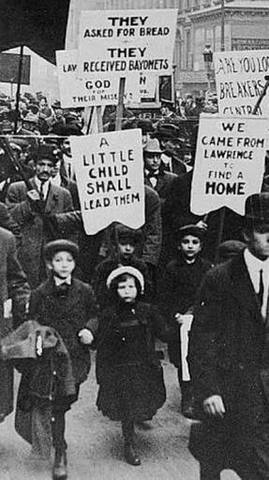 las huelgas de mujeres del sector textil, y sus muertes, dan lugar al Día Internacional de la mujer