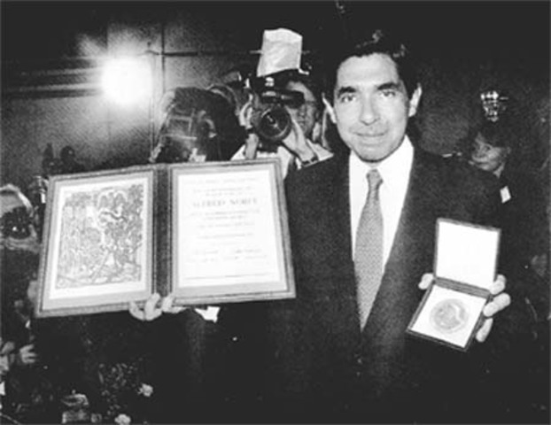 Oscar Arias