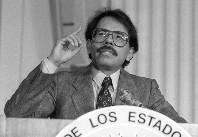 Daniel Ortega sube al poder