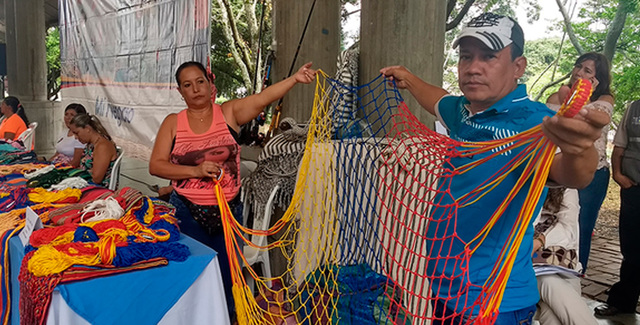 COLABORANDO A POBLACIÓN VULNERABLE