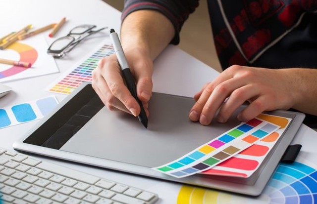 Consejo universitario de la UIA aprobó  incluir una rama de diseño grafico en el plan de diseño industrial