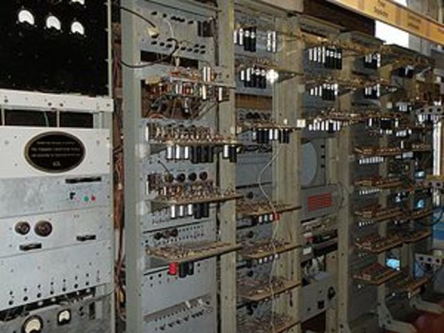 Primer Máquina Electrónica Computable