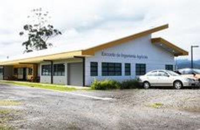 Se creo la escuela de ingeniería Agrícola