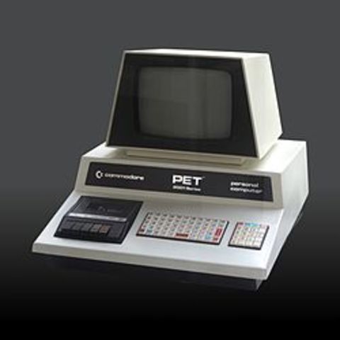 COMMODORE PET