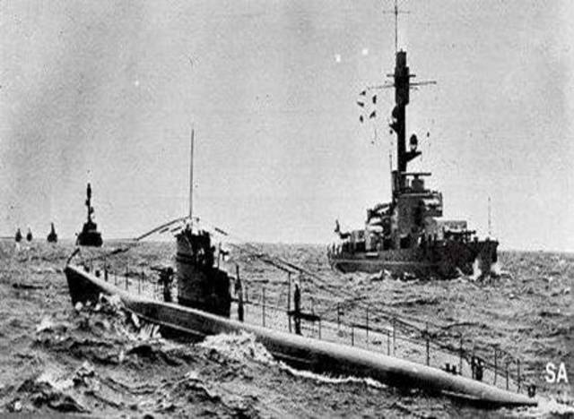 Alemania utiliza guerra de submarinos sin restricciones