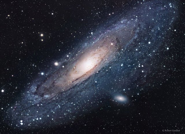 Física Moderna: Andromeda
