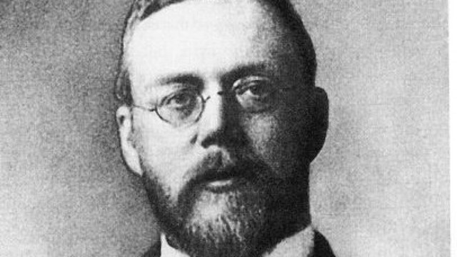 La primera voz difundida