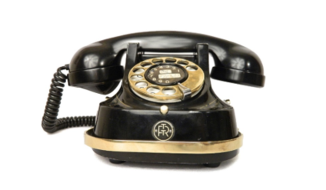 Teléfono de carbón