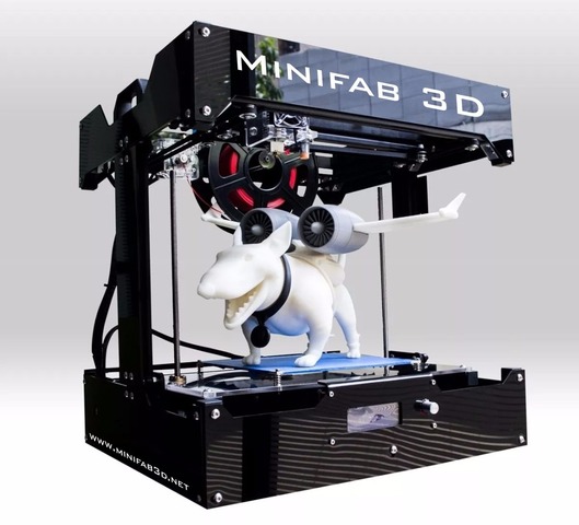 LES KITS D'IMPRIMANTE 3D ENTRENT SUR LE MARCHÉ