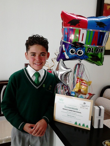 Mi hermano se graduo