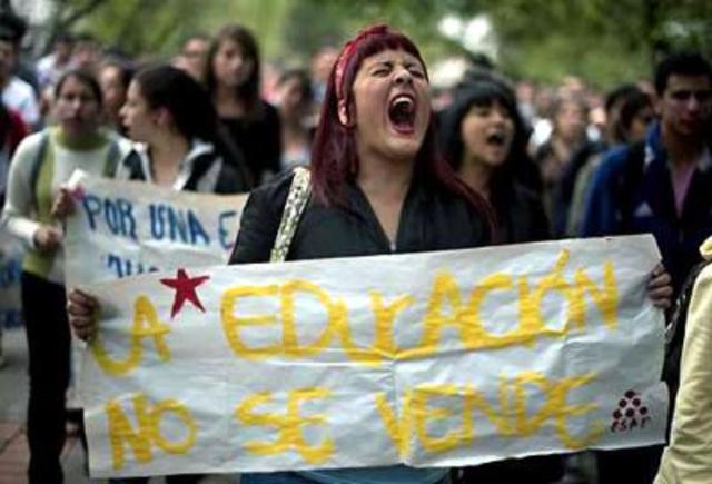 MOVIMIENTOS DE ESTUDIANTES