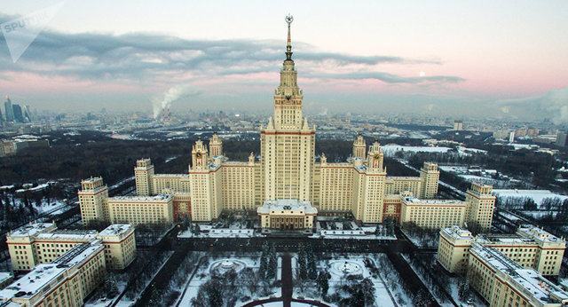 UNIVERSIDAD ESTATAL DE MOSCU (RUSIA) EDAD MODERNA