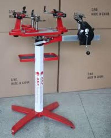 stringing tennis rackets