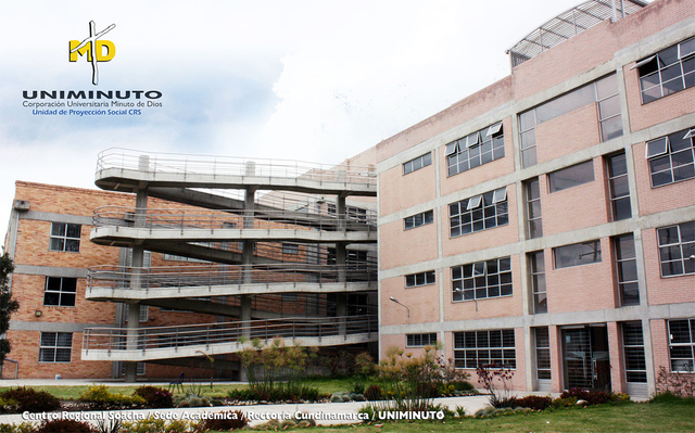 Entrada a la Universidad