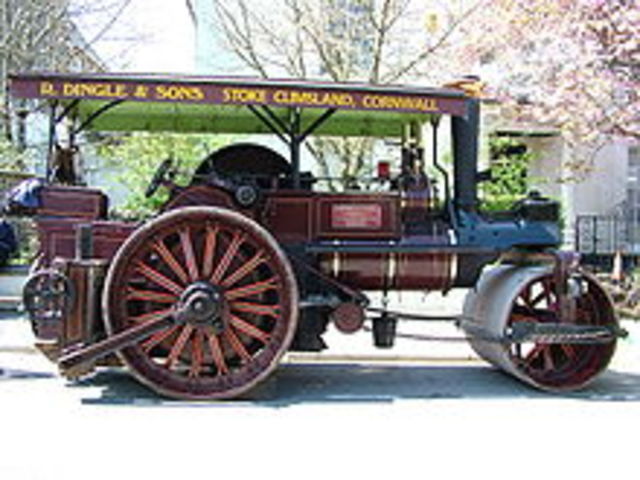 se usa por primera vez el motor a vapor en europa