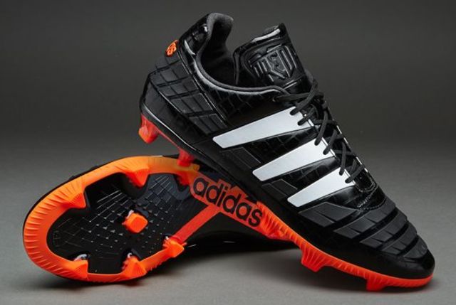 predator(adidas)