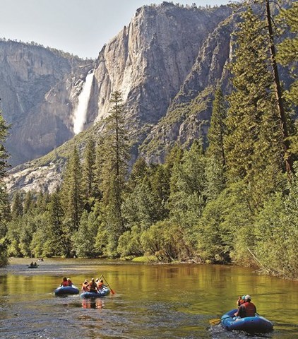 Se constituye el primer parque nacional del mundo. Yosemite (E.U.A)