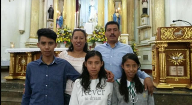 me gradué de la primaria