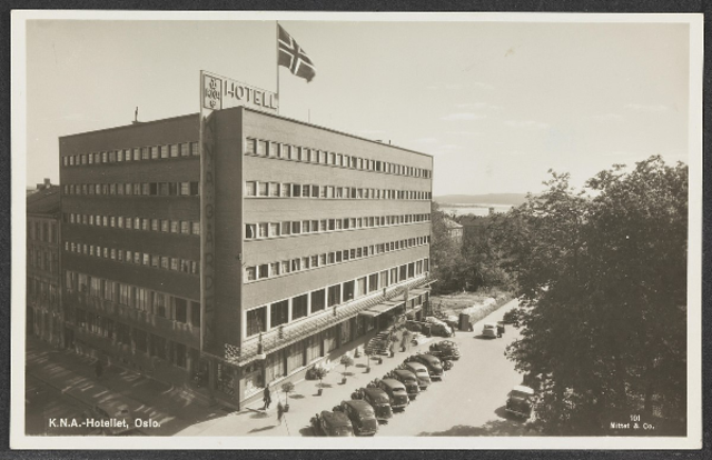 Hotel KNA-Hotellet Stavanger 30/10'a kadar. (30 Ekim.)