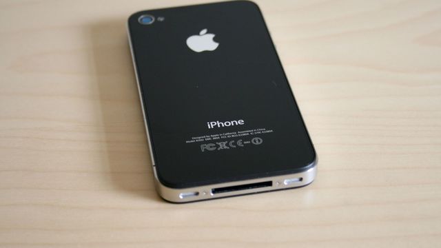 IPHONE 4