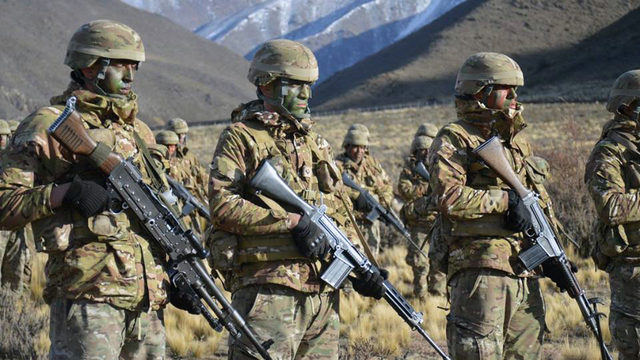 Continua Su actividad en las Milicias