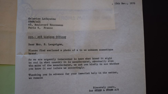 Isdal Kadının sahip olduğu kozmetik tespit talebi.