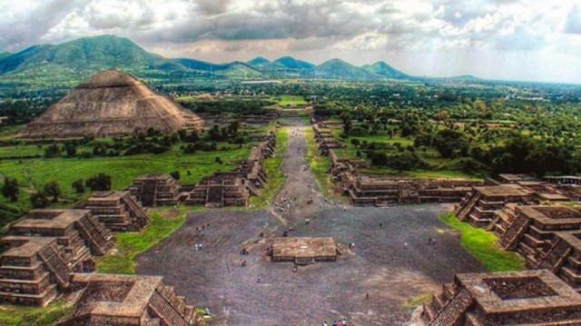 Primer Plan de Desarrollo Turístico.