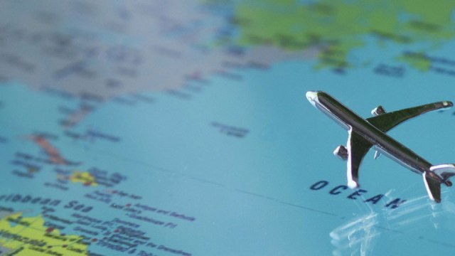 Fue expedida la Ley Federal de Fomento al Turismo.