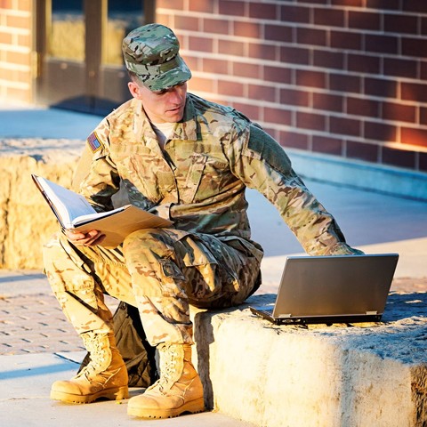 Military troops benefit from e-learning
