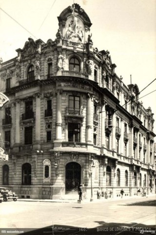 Primer Banco en Mexico