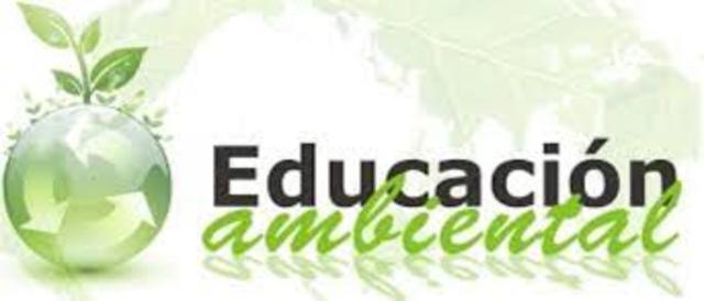 Moscu 1987: Congreso internacional UNESCO-PNUMA sobre educación y formación ambiental.