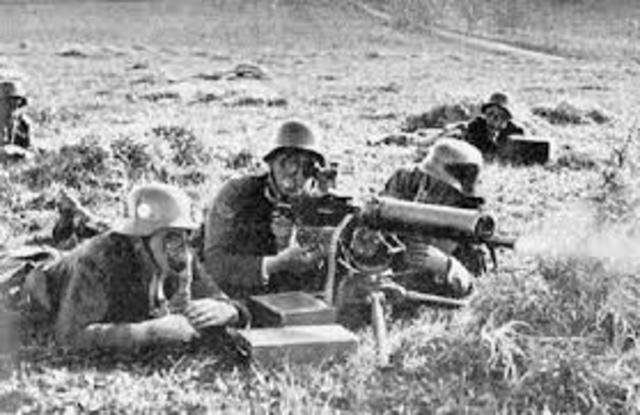 Primer ataque con gases tóxicos (1915)