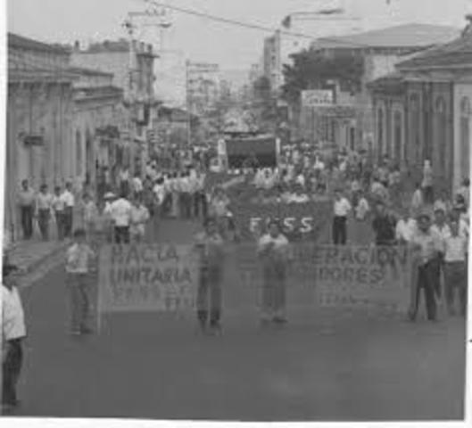 Evolución constitucional y legislativa de El salvador