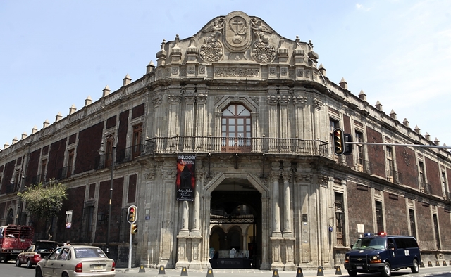 REAL Y PONTIFICIA UNIVERSIDAD DE MÉXICO (MÉXICO)