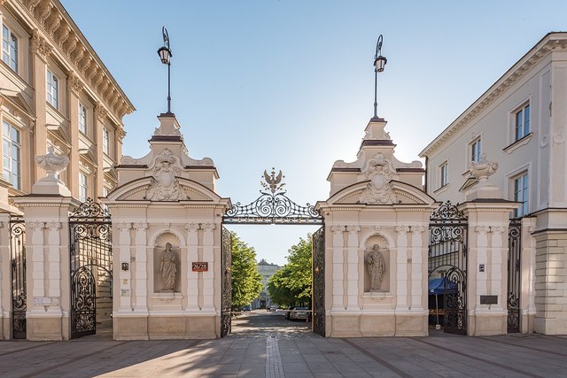 UNIVERSIDAD DE VARSOVIA - EDAD CONTEMPORANEA