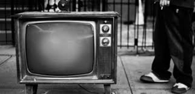 PRIMERA EMISIÓN TELEVISIVA