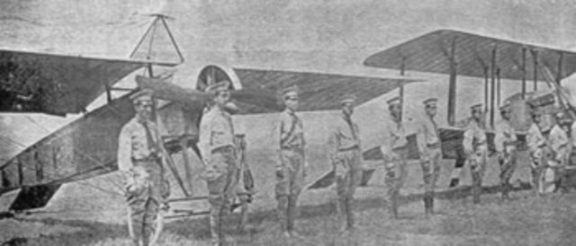 Creación de la escuela militar de aviación.