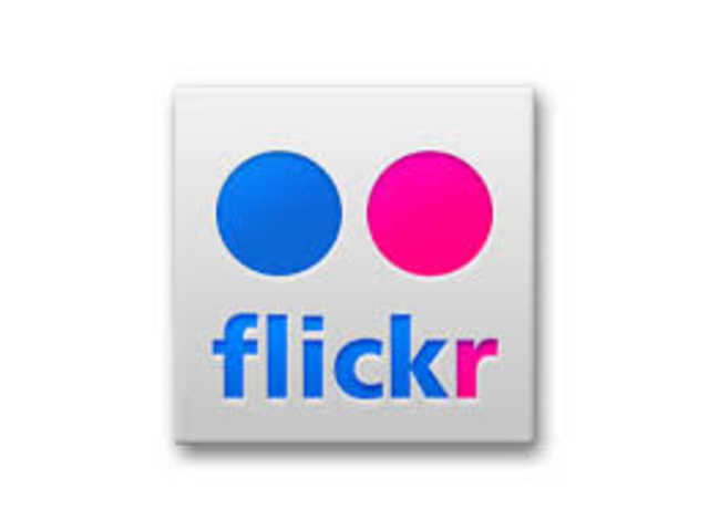 Launch of Flickr