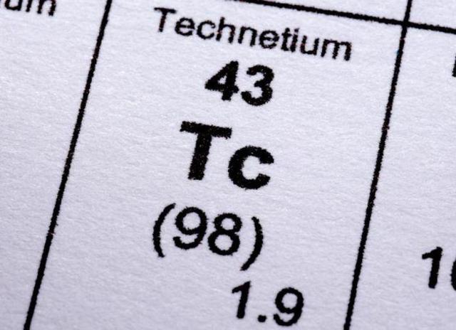 Ernest Orlando Lawrence sintetiza el elemento numero 43; Tecnesio