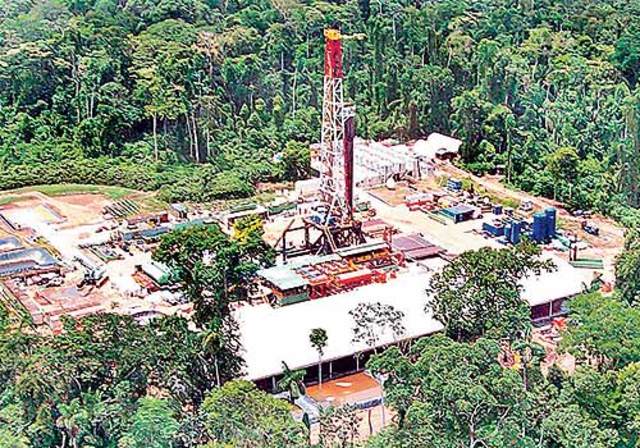 Comienzo de la explotación petrolera