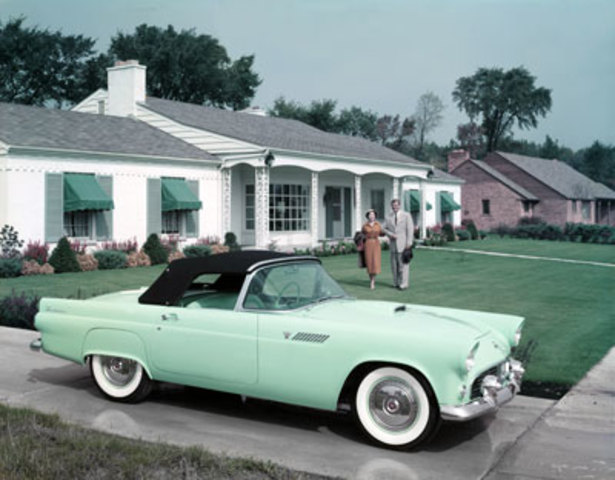 Ford introduces the Thunderbird