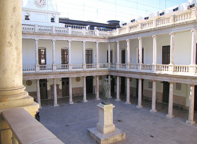 UNIVERSIDAD DE VALENCIA