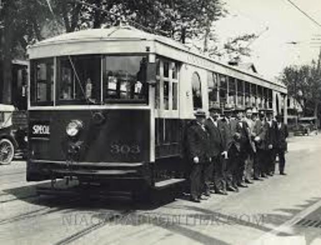 first electric trolley line