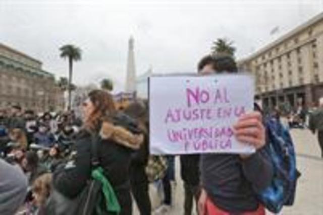 Las claves del conflicto entre el Gobierno y los docentes universitarios