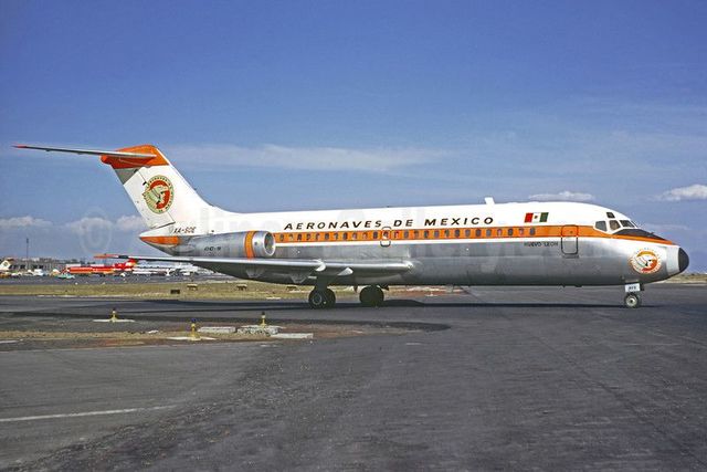 Aeronaves de México inaugura sus servicios