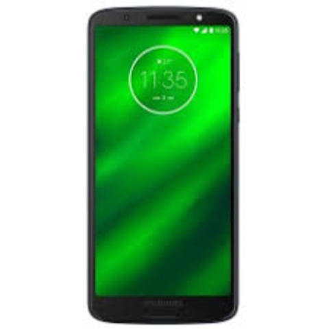 2007 - A Apple lança seu primeiro Iphone.