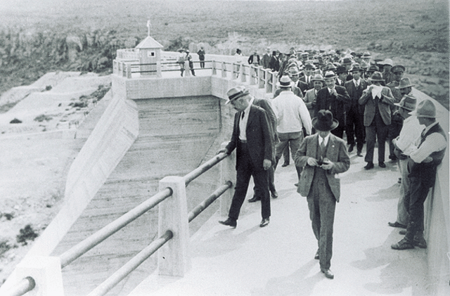 Comisión Nacional de Caminos