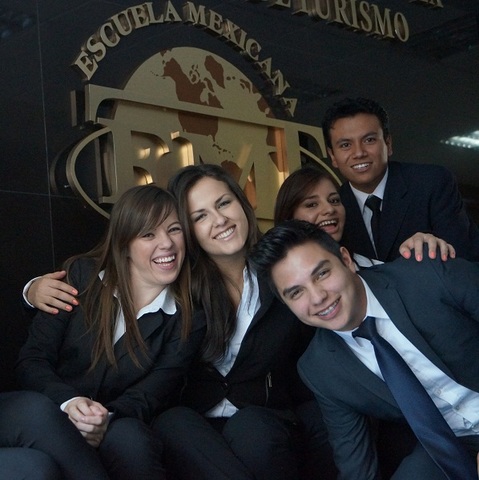 Se crea la primera escuela hotelera